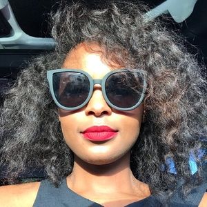 Meet your Posher, Shantelle